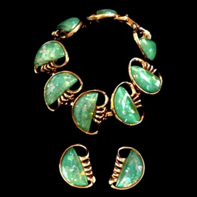 Vintage Costume Jewelry Bracelet & Ears Coro Confetti Lucite 1940S