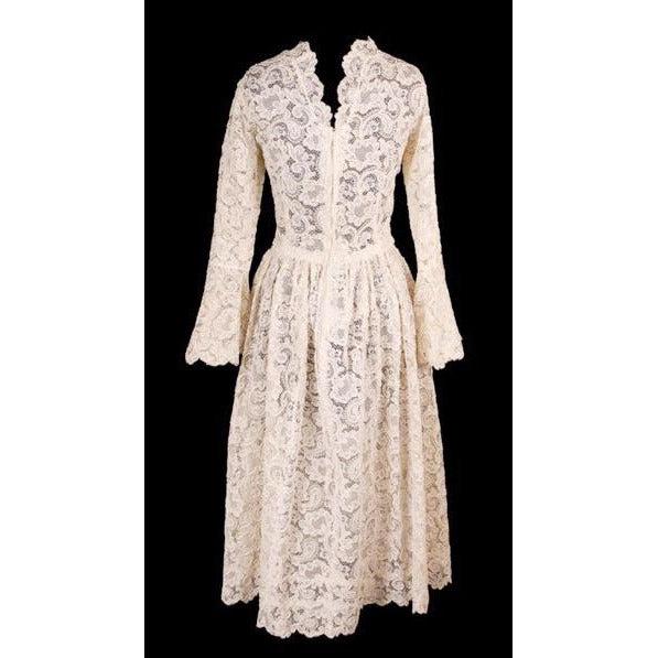Exceptional Vintage Ivory Venetian Point Lace  Gown Provenance 36-28-Free - The Best Vintage Clothing
 - 4