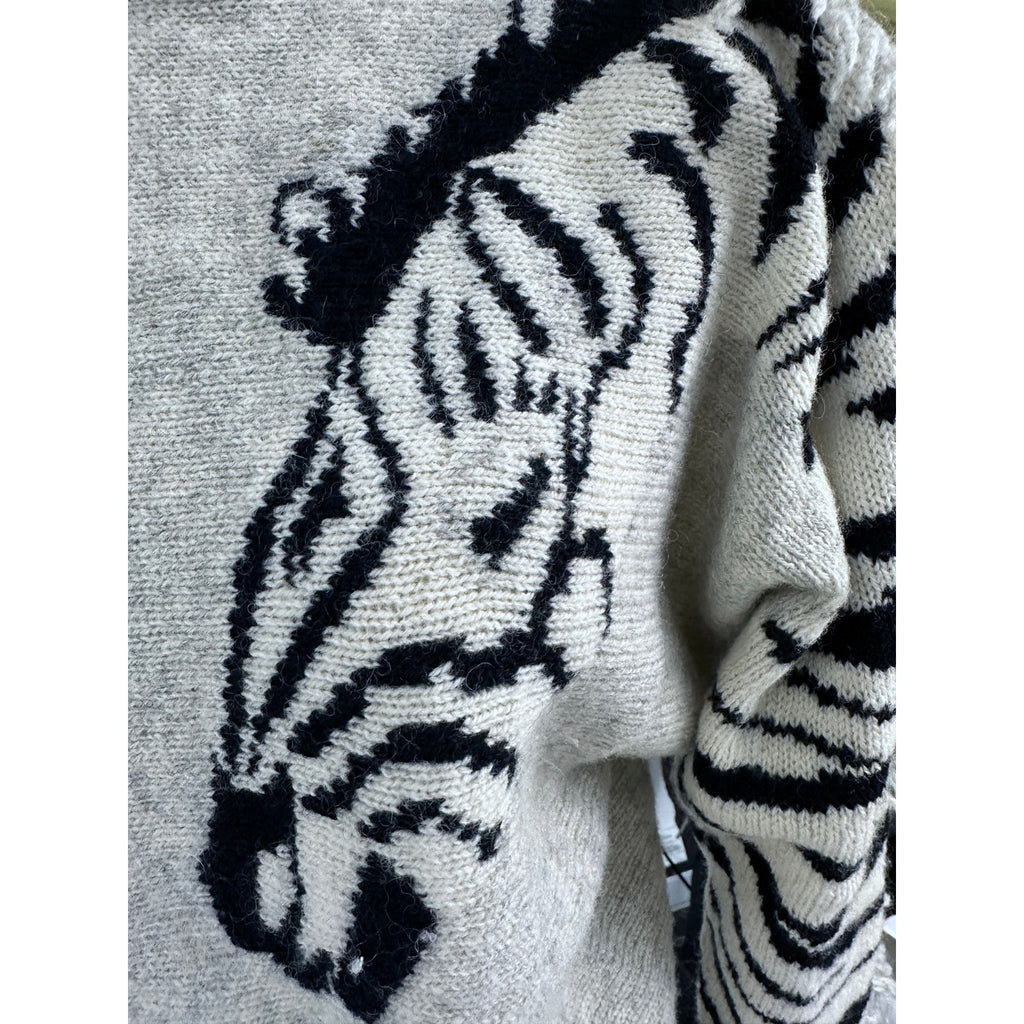 VTG Knight's LTD Shetland Wool Sweater Zebra Intarsia Fringe 80s Gray Sz 38/M/L Knight's