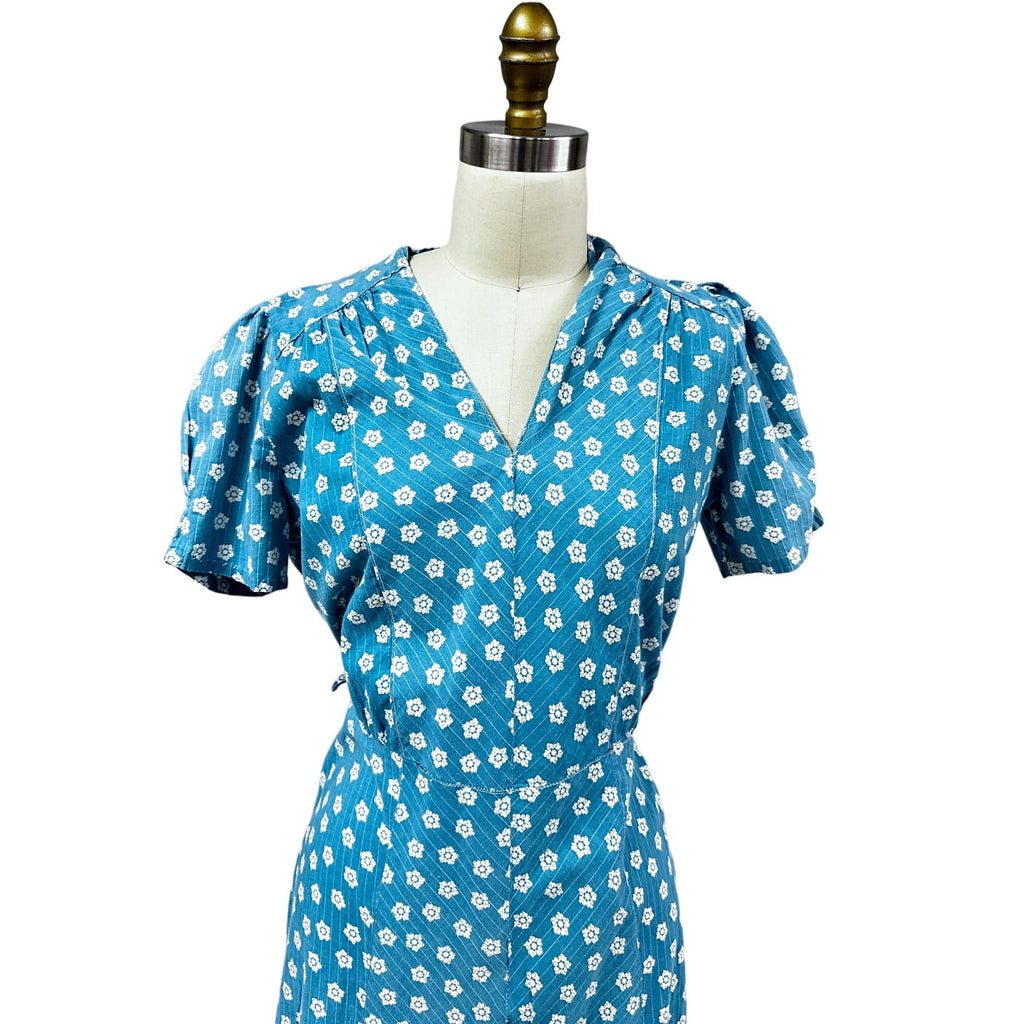 1930s 1940s WW2 VTG Blue Cotton House Dress V Neck White Flowers Sz M Handmade