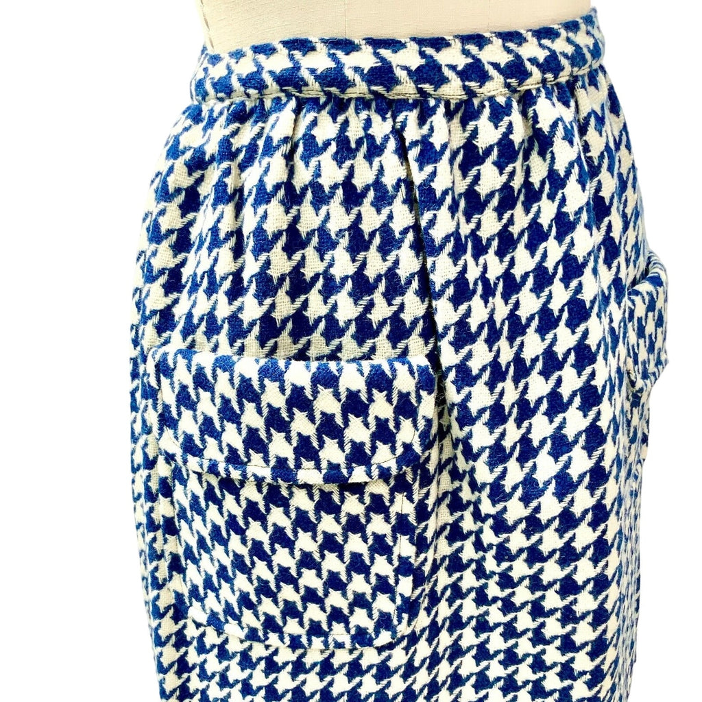 Retro 1960s Women’s Small 6 Wool Skirt Navy Blue/White Herringbone Sloat Vintage Sloat