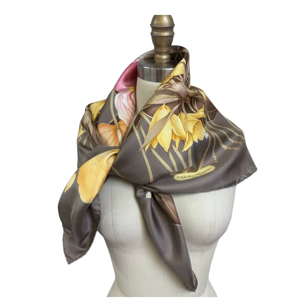 VTG NIB Salvatore Ferragamo Womens 100% Silk Square Scarf Iris 34" New Arrivals Salvatore Ferragamo