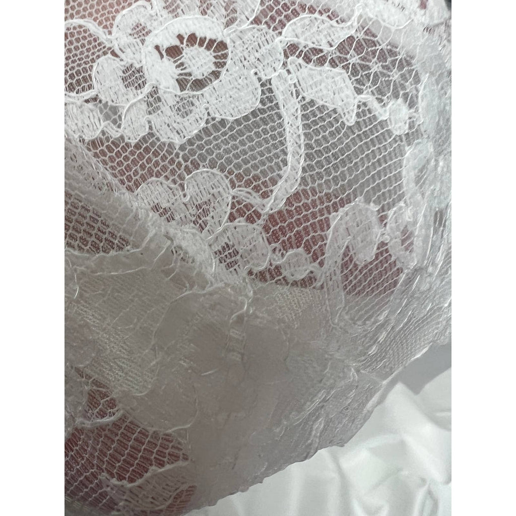 VTG Vanity Fair 1950s White Full Slip - 100% Nylon - Sheer Lace Cups - Size 40T Vanity Fair