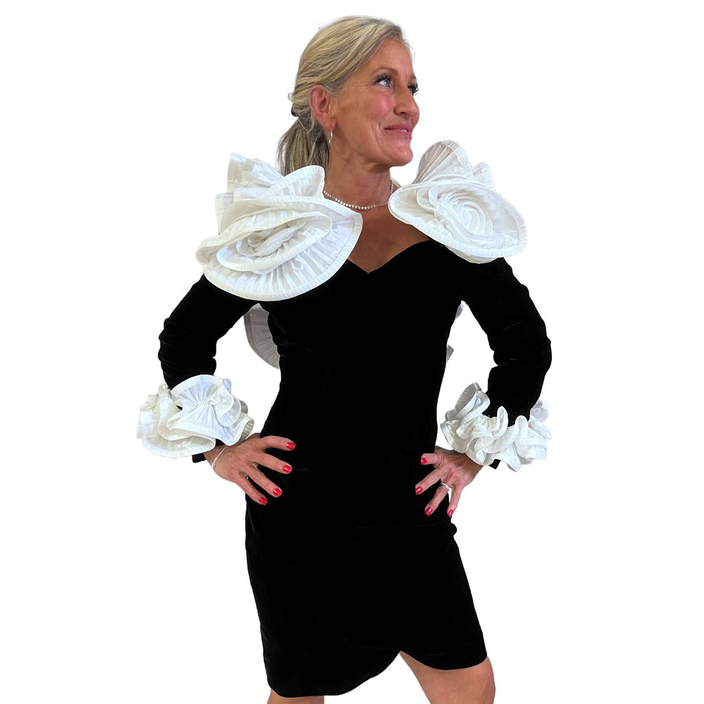 Mob Wife 80s Lillie Rubin Black Stretch Velvet Dress Huge Ruffled Neckline Open Back S Lillie Rubin