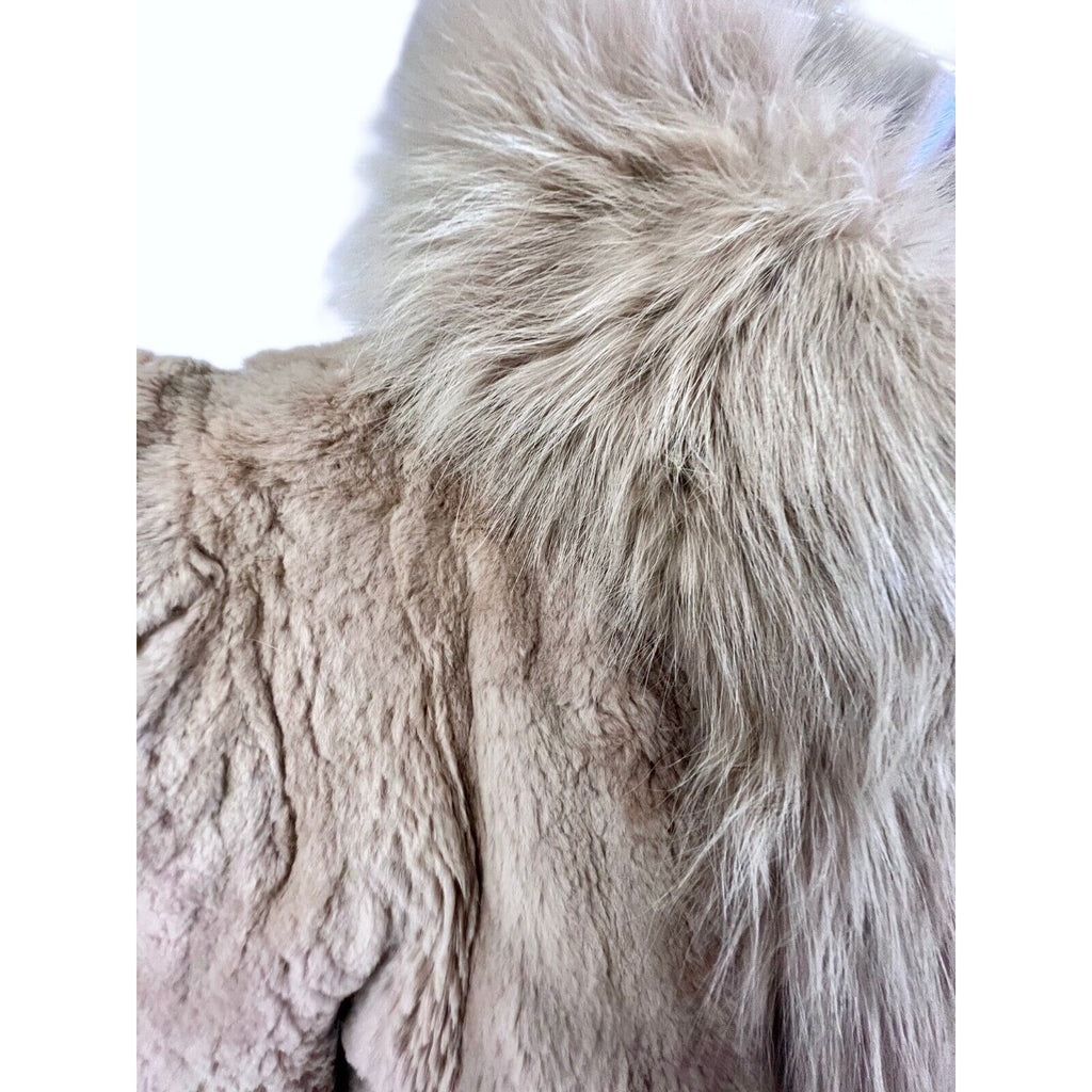 Exquisite Vintage Long Beige Blush Sheared Beaver Coat with Fox Trim Women's Small Unbranded