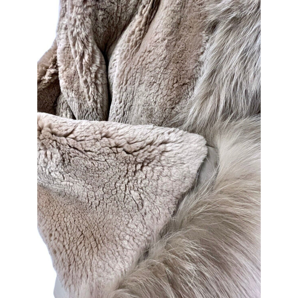 Exquisite Vintage Long Beige Blush Sheared Beaver Coat with Fox Trim Women's Small Unbranded