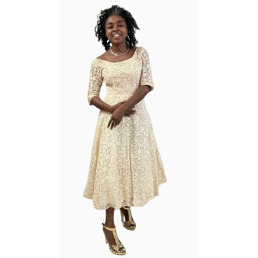 1950s Ivory Cotton Lace Gown Party / Wedding XS Circle Skirt Off Shoulder Sparkly The Best Vintage Clothing