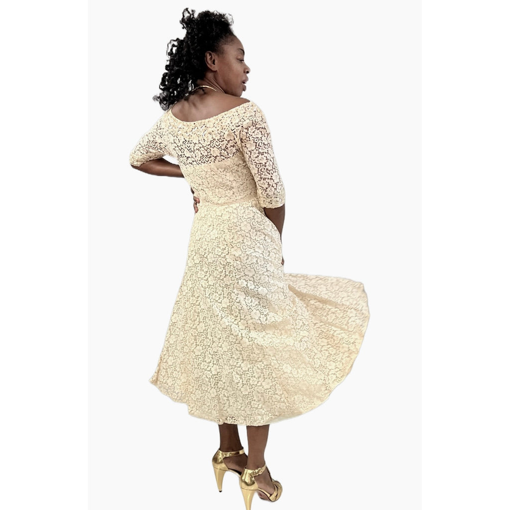 1950s Ivory Cotton Lace Gown Party / Wedding XS Circle Skirt Off Shoulder Sparkly The Best Vintage Clothing