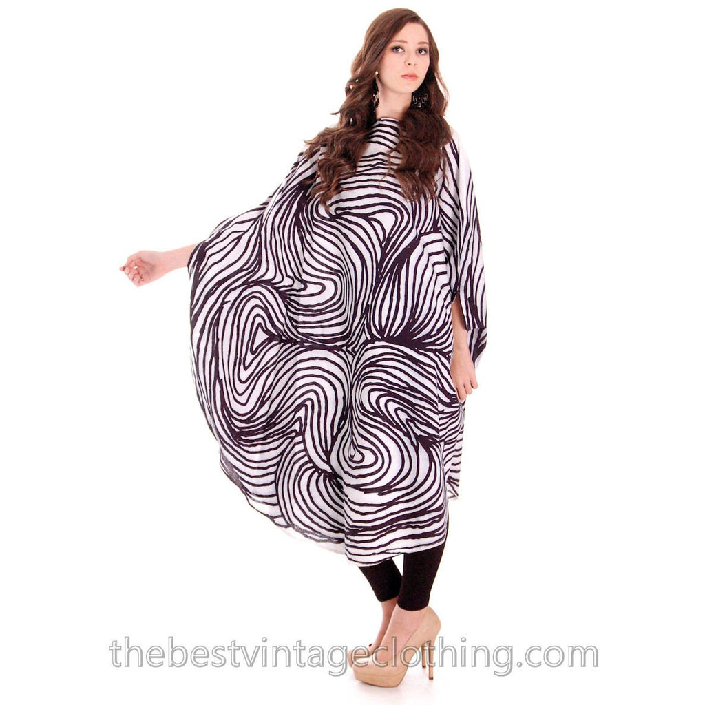 Vuokko Myllynkivi Vintage 1964 Circle Dress Abstract Black & White Print Iconic Free Size marimekko The Best Vintage Clothing