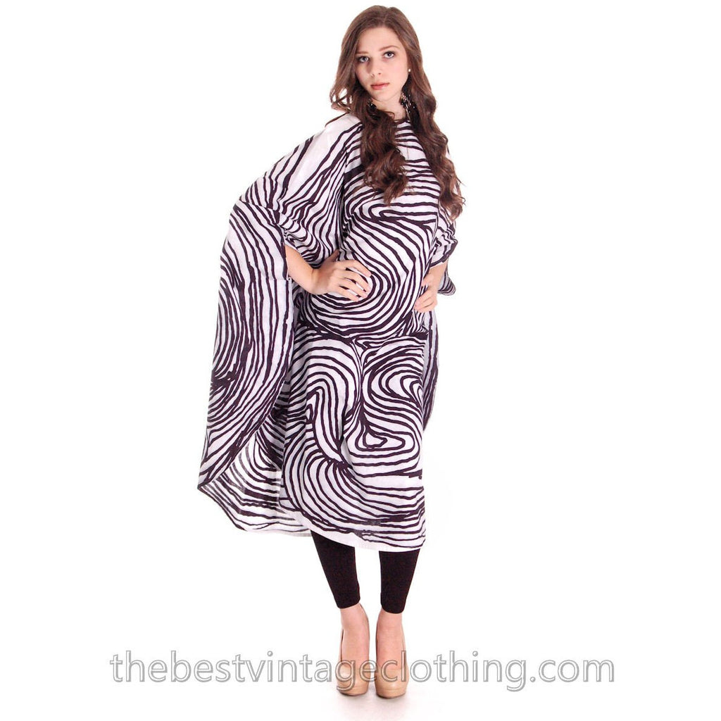 Vuokko Myllynkivi Vintage 1964 Circle Dress Abstract Black & White Print Iconic Free Size marimekko The Best Vintage Clothing