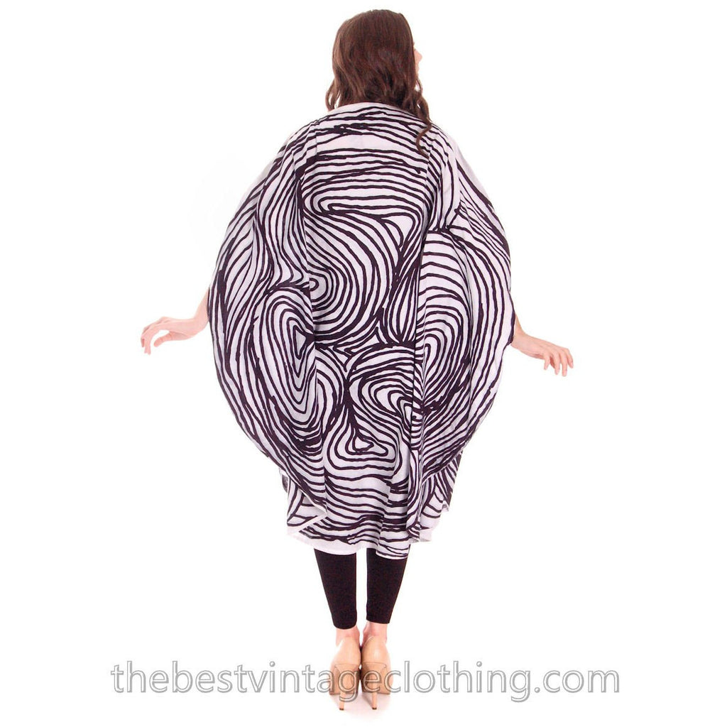 Vuokko Myllynkivi Vintage 1964 Circle Dress Abstract Black & White Print Iconic Free Size marimekko The Best Vintage Clothing