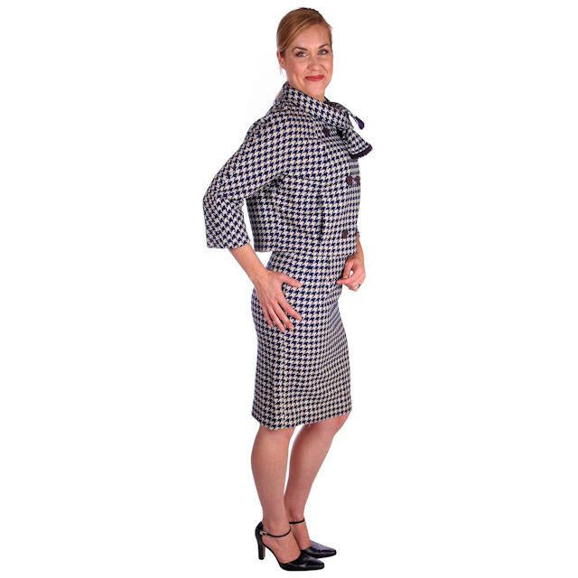 Vintage Navy Blue & White Houndstooth Wool Suit Boxy Jacket 1960s 40-26-37 Cart2cart The Best Vintage Clothing