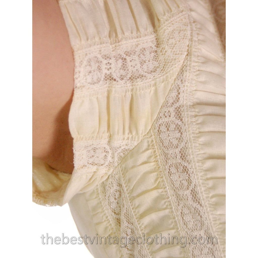 Sweet 1950s Vintage Day Dress Pale Yellow Lace Bodice 33-24-Free Small The Best Vintage Clothing