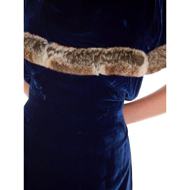 Stunning 1930s Vintage Blue Velvet Gown w/Ermine Trimmed Capelet Womens Dress 42-32-40 M Women's,New Arrivals The Best Vintage Clothing