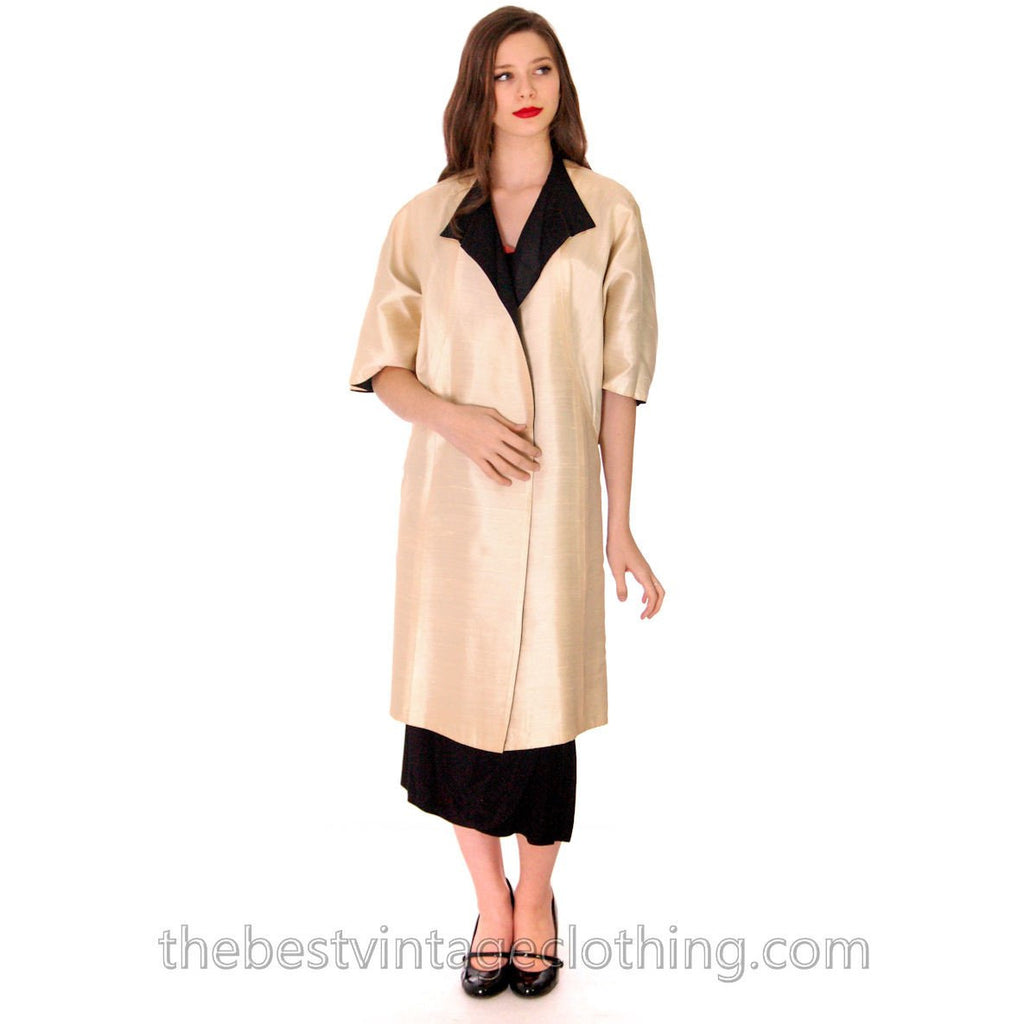 Stunning Vintage 1950s Silk Shantung Cocoon Coat Reversible Black / Cream One Size up to S to L coats The Best Vintage Clothing