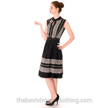 Vintage 1950s Day Dress Black Polished Cotton Border White Embroidery Size S-M 38-26-Free - The Best Vintage Clothing
 - 1