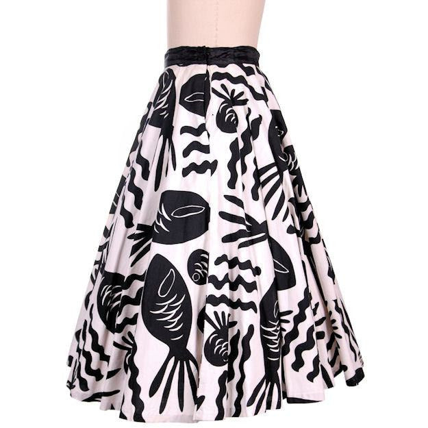 Vintage Cotton Circle Skirt Black & White Bold Whimsical Fish Print 1950s 26 Wais Cart2cart The Best Vintage Clothing