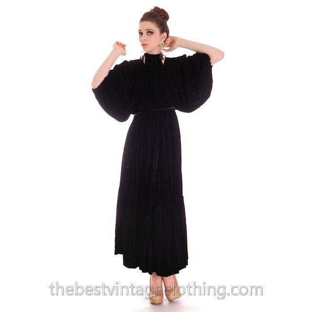 Stunning 1970s Vuokko Suomi Finland Black & Blue Velvet Gown 1930s Style S-L - The Best Vintage Clothing
 - 1