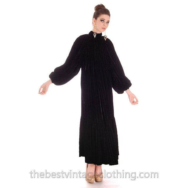 Stunning 1970s Vuokko Suomi Finland Black & Blue Velvet Gown 1930s Style S-L marimekko Vuokko