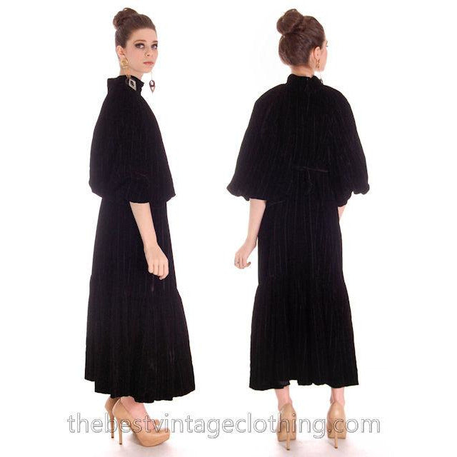 Stunning 1970s Vuokko Suomi Finland Black & Blue Velvet Gown 1930s Style S-L marimekko Vuokko
