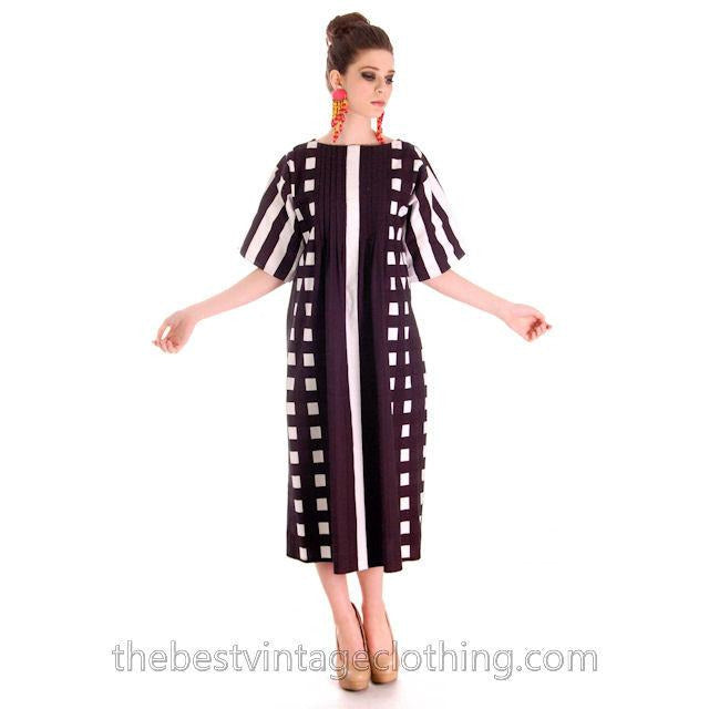 Dramatic Vintage 1970s Marimekko Graphic Dress Black & White S 1975 marimekko marimekko