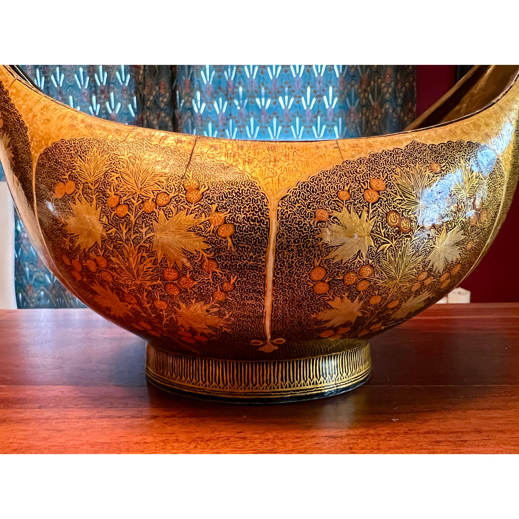 Vintage Hand Painted Gilt Polychrome Lacquer Boat Shaped Bowl Suffering Moses Cart2cart The Best Vintage Clothing