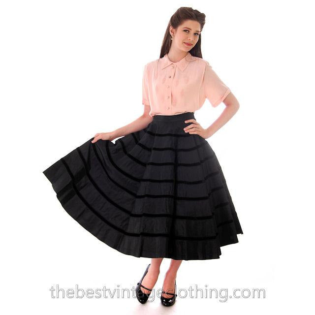 Vintage Circle Skirt Black Taffeta  Velvet Circles 1940s Smart Set Small - The Best Vintage Clothing
 - 1