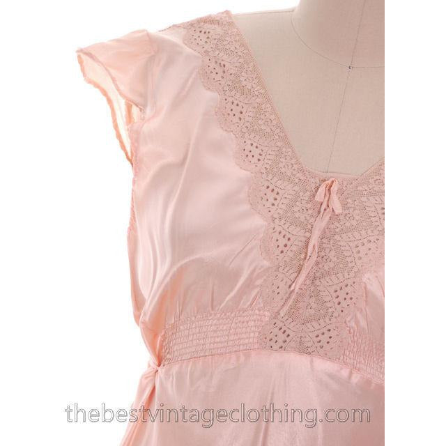 Lovely NOS Vintage 1930s Bias Cut Nightgown Peach Rayon Satin M Pretty Details The Best Vintage Clothing