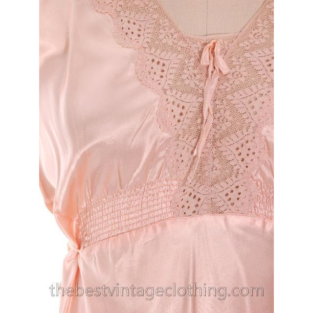 Lovely NOS Vintage 1930s Bias Cut Nightgown Peach Rayon Satin M Pretty Details The Best Vintage Clothing