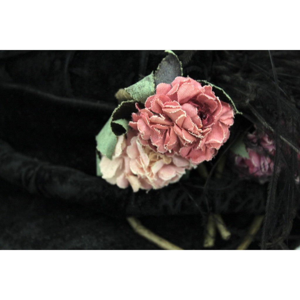 ANTIQUE 1910 Black Velvet & Feather Lady HAT Sibley Lindsay & Curr, Paris S/M Hats The Best Vintage Clothing