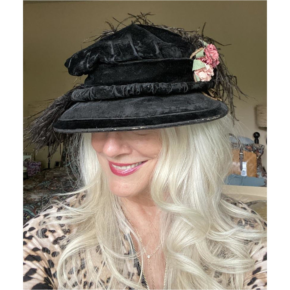 ANTIQUE 1910 Black Velvet & Feather Lady HAT Sibley Lindsay & Curr, Paris S/M Hats The Best Vintage Clothing