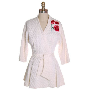 Vintage White Quilted Bed Jacket Roses Applique Evelyn Pearson 1950s 38-26-Free - The Best Vintage Clothing
 - 1