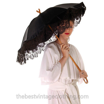 Beautiful Antique Parasol Black Silk Fancy Lace Carved Wood Handle - The Best Vintage Clothing
 - 1