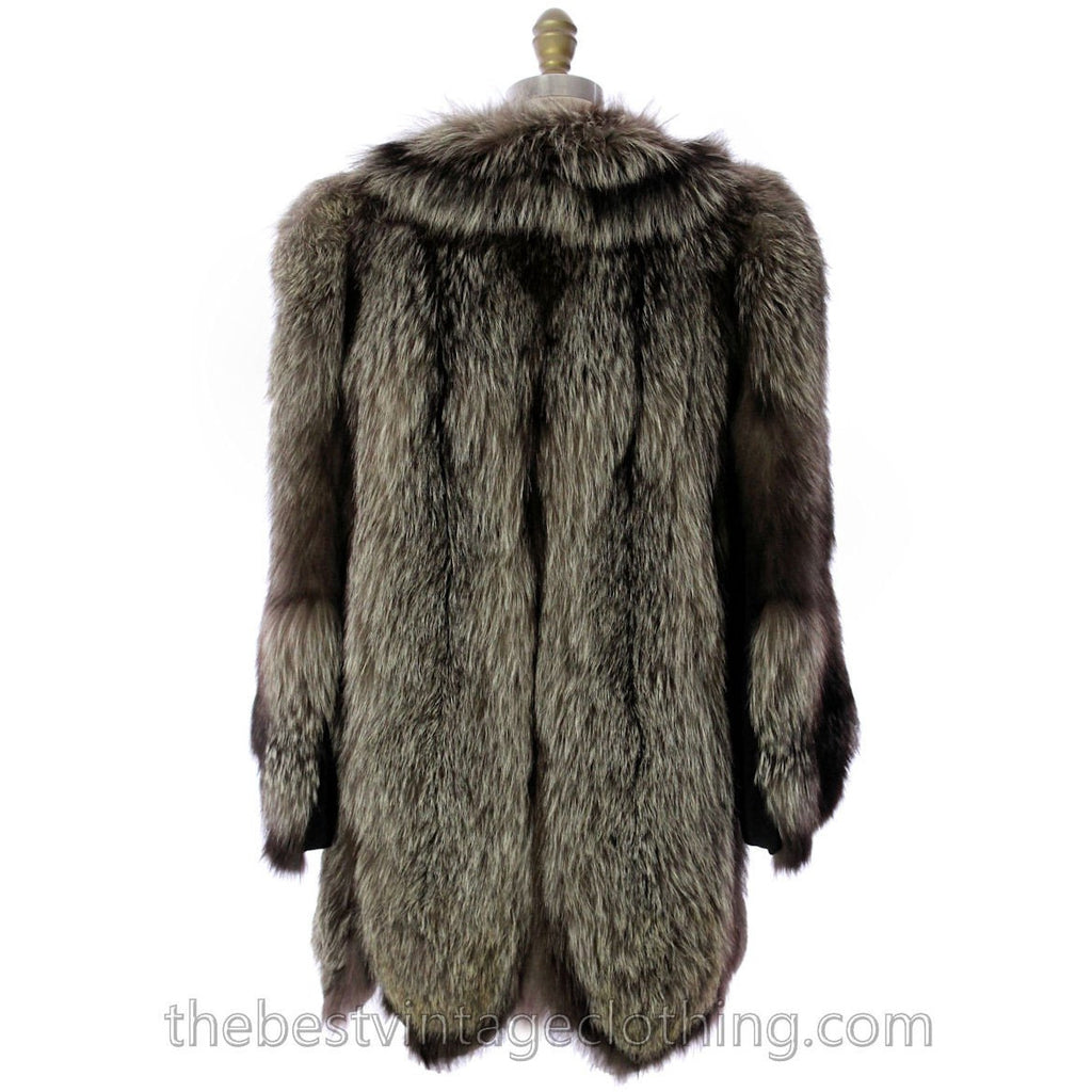 Silver Fox Coat Jacket Vintage 1940s Huge Shoulders Stunning Large E.DiFulvio Furrier coats The Best Vintage Clothing