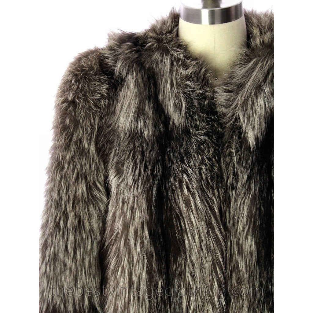 Silver Fox Coat Jacket Vintage 1940s Huge Shoulders Stunning Large E.DiFulvio Furrier coats The Best Vintage Clothing