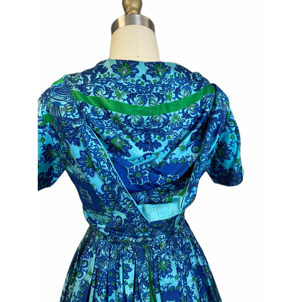 VTG Arkay Silk Dress 50s Hooded Unique Blue Floral Border S Day Dress Zip Front Dresses The Best Vintage Clothing