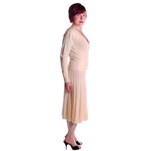 Vintage Womens Size S Cashmere Sweater Suit 1950s Cream Secretary Rockabilly Cart2cart The Best Vintage Clothing