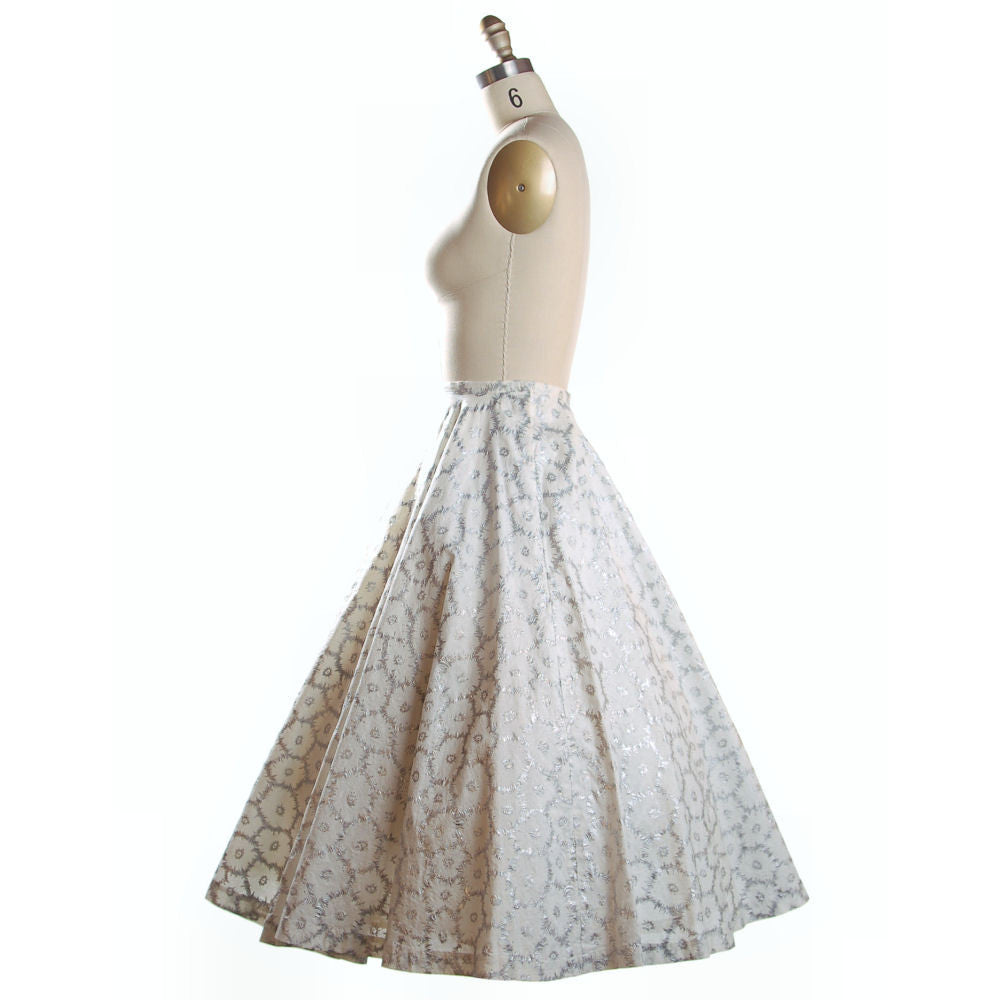 Vintage Circle Skirt Silver Metallic Mum Print 1950S 28" Waist Women's The Best Vintage Clothing