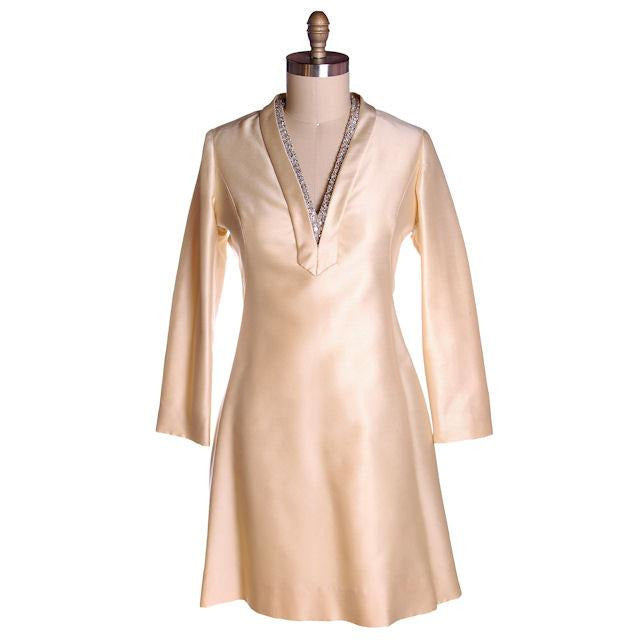Vintage Ivory Silk Cocktail Dress Provenance Elinor Simmons Malcolm Starr 1970s 40-35-48 - The Best Vintage Clothing
 - 1