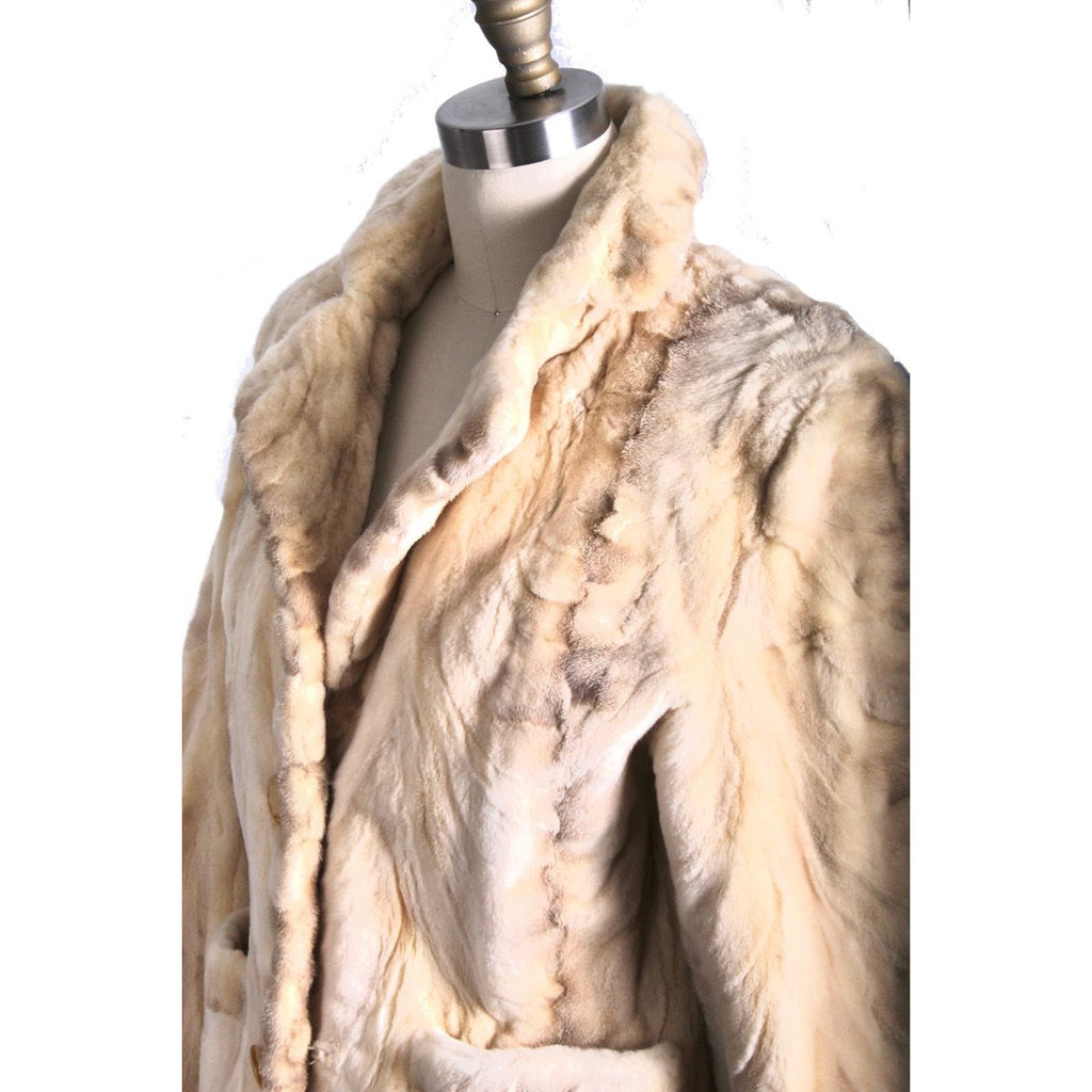 Mob Wife Vintage Chub Jacket Buttercream Colored Fur Short Sz S/M Creation Aphrodite coat The Best Vintage Clothing