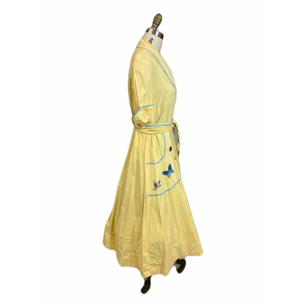 Vintage 1940s Yellow Cotton Wrap Robe Housecoat Blue Butterfly Applique M Robes The Best Vintage Clothing