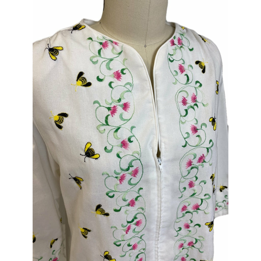Vintage Flo Weinberg "Bees" Zip Up Robe 1970s M/L White Poly Cotton Robes The Best Vintage Clothing