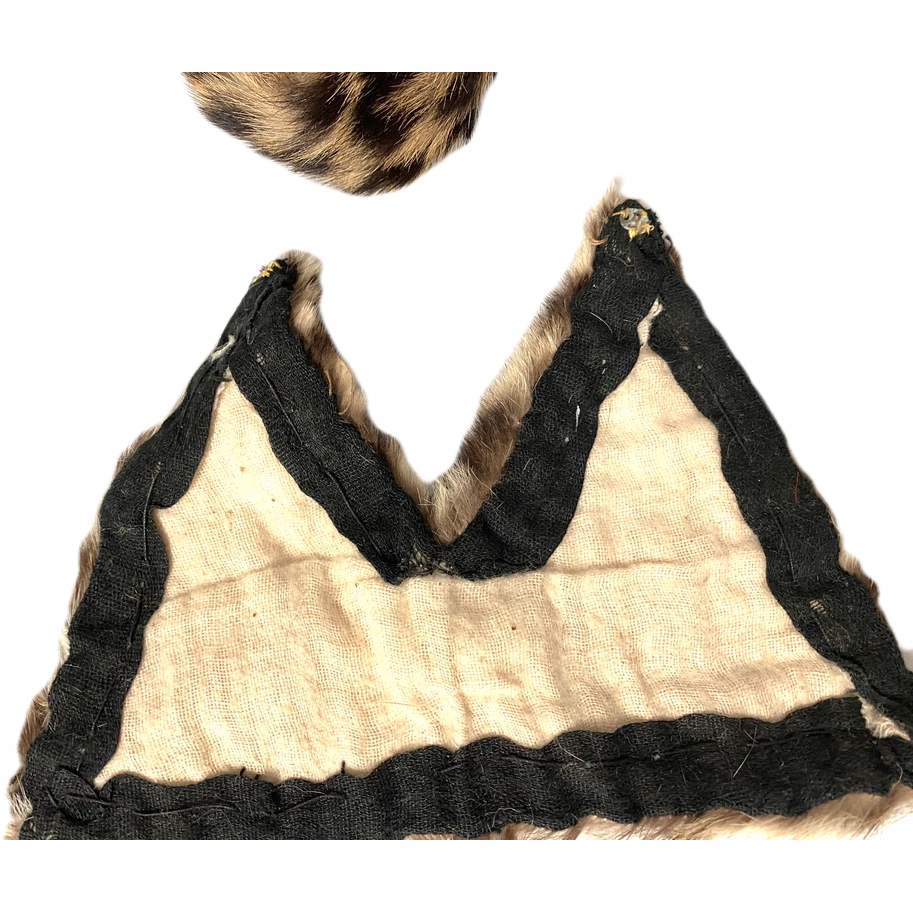 Mob wife mob boss Antique Fur Collars/ Button Lot Leopard Print 1920s-1940s Acessories The Best Vintage Clothing