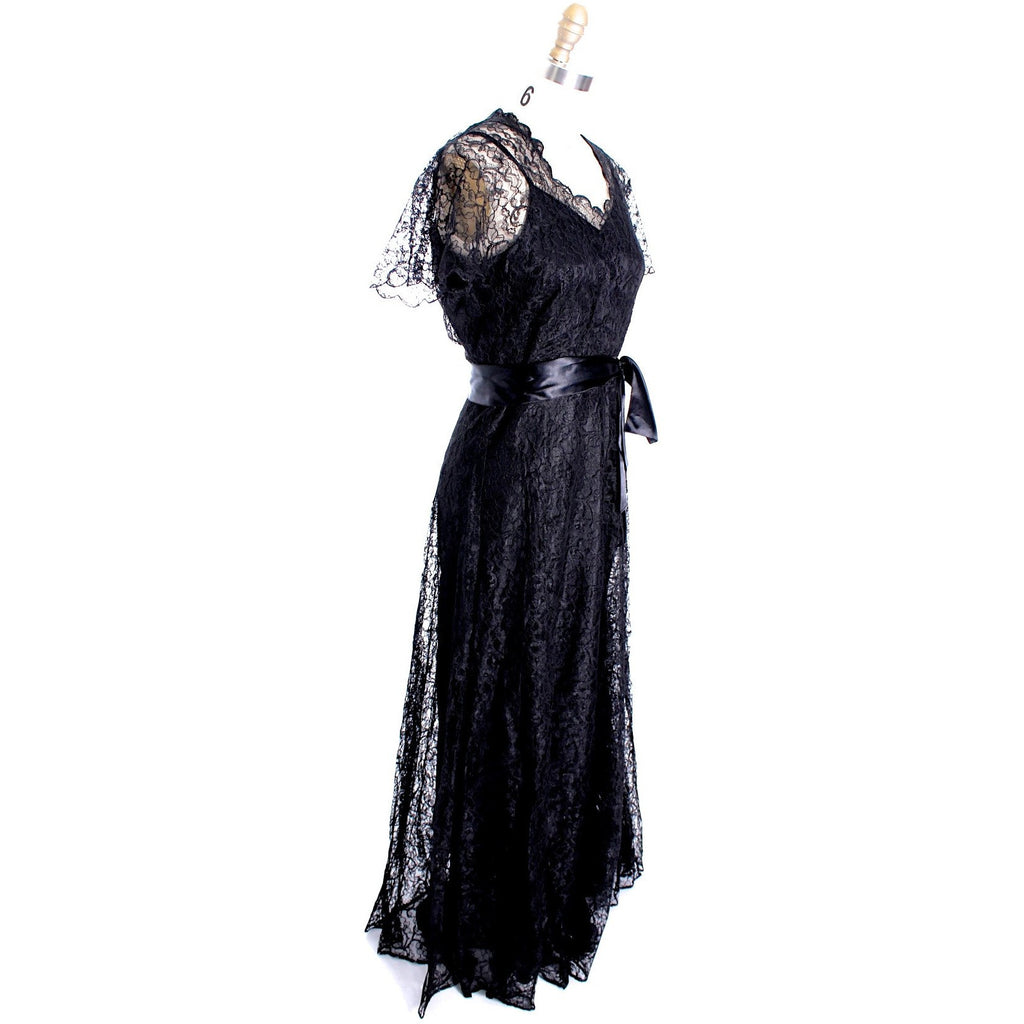 VTG 1940s Lace Gown Black Full Length M + Slip Wearable 40-32-44 The Best Vintage Clothing