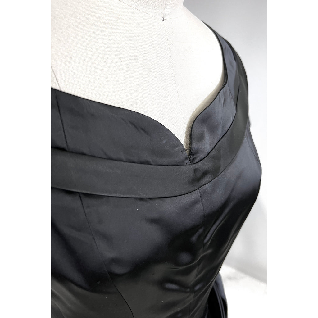 VTG GiGi Young Wiggle Dress LBD 1950s MCM Black Rayon Satin Small Cocktail Evening dresses GiGi Young
