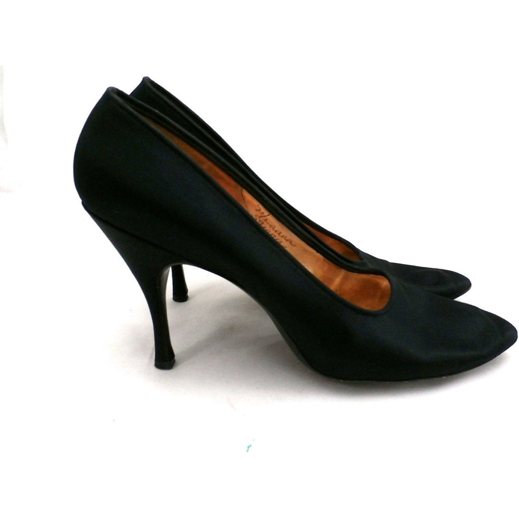 Vintage Ladies Shoes Black Silk Satin Evening Pumps Stiletto Heels -1950S 7.5 Shoes The Best Vintage Clothing