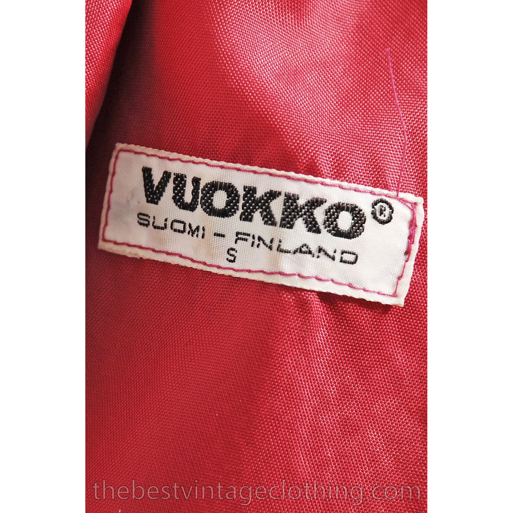 Stunning Vintage Vuokko Finish Designer Oscars Gown Tyrskyranta Fuchsia Pink Silk Creation Cape Sleeves Red Carpet S marimekko The Best Vintage Clothing