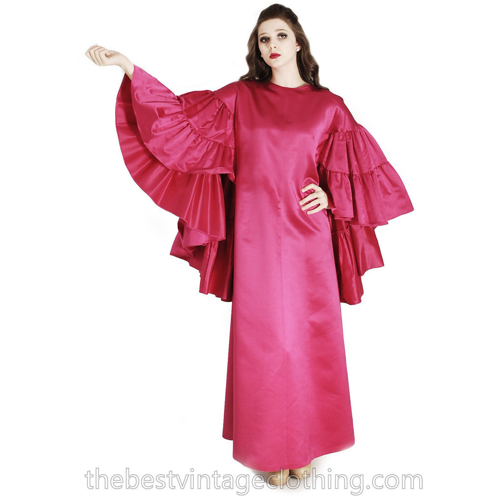 Stunning Vintage Vuokko Finish Designer Oscars Gown Tyrskyranta Fuchsia Pink Silk Creation Cape Sleeves Red Carpet S marimekko The Best Vintage Clothing