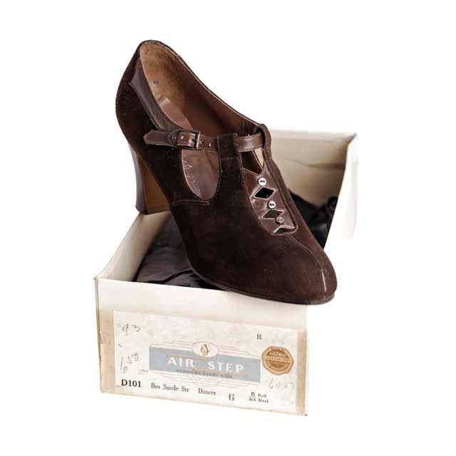 Vintage Brown Suede/Leather Mary Jane Buckle Shoes 1930s NIB