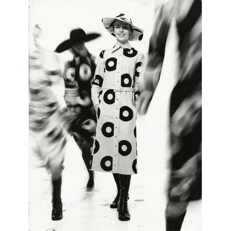 Vintage Mod 1970s Iconic Vuokko Beige / Gray Circles Geometric Print Coat Dress Sz S marimekko The Best Vintage Clothing